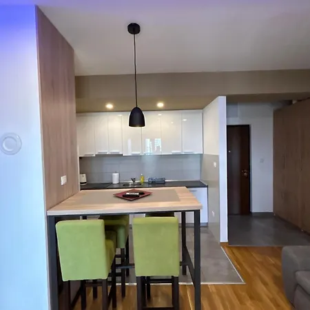 アパート Kastel 3 バニャ・ルカ