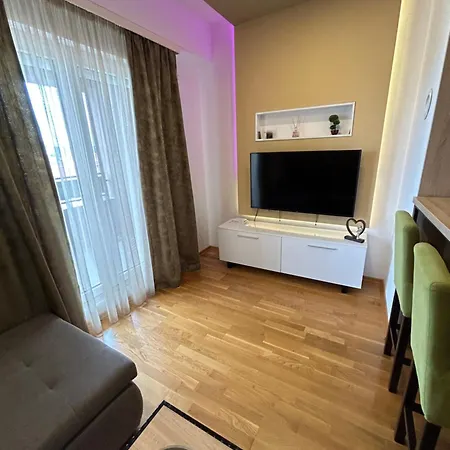 アパート Kastel 3 バニャ・ルカ